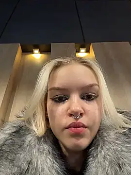 AshleyMur online show from 7, 1, 2026