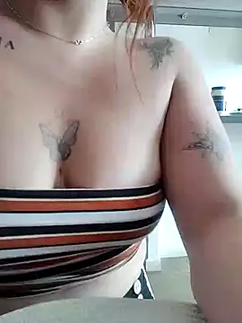 Snapshot of camilapia chatting on 8, 1, 2026 camilapia online show from 8, 1, 2026