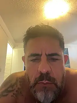 wolfbucker online show from 7, 1, 2026