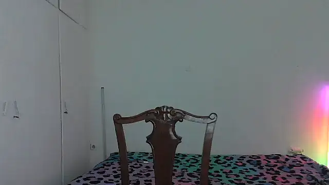 Snapshot of HoneyValentine chatting on 28, 2, 2026 HoneyValentine online show from 28, 2, 2026