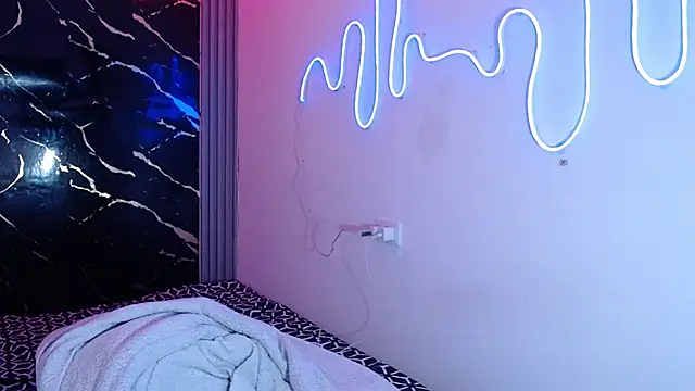 jamescurly00 online show from 17, 2, 2026