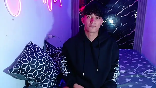 jamescurly00 online show from 16, 3, 2026