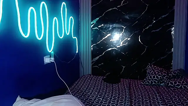 jamescurly00 online show from 8, 4, 2026