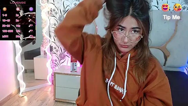 Livglow tay online show from 13, 1, 2026