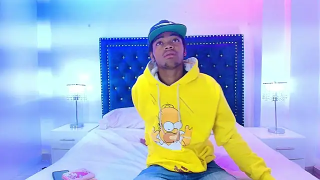 Cristal and luke online show from 24, 3, 2026