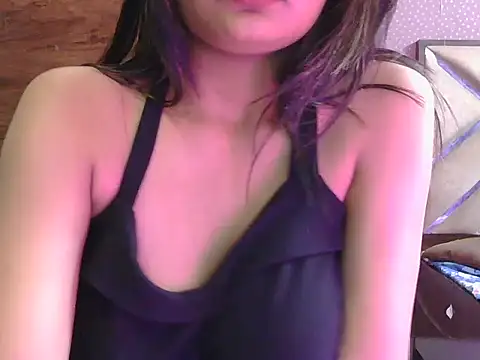 sweet riyaaa online show from 10, 7, 2026