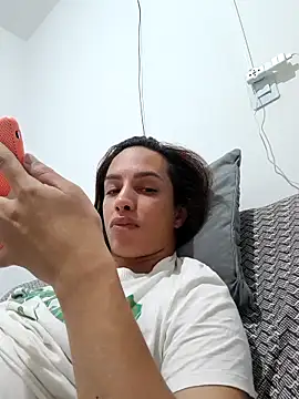 ofjuliaa online show from 23, 2, 2026