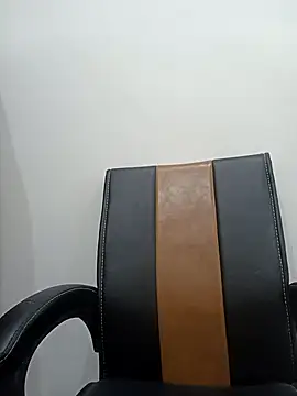 Snapshot of piryasharma005 chatting on 6, 1, 2026 piryasharma005 online show from 6, 1, 2026