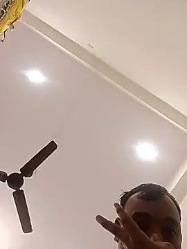 Snapshot of piryasharma005 chatting on 8, 1, 2026 piryasharma005 online show from 8, 1, 2026