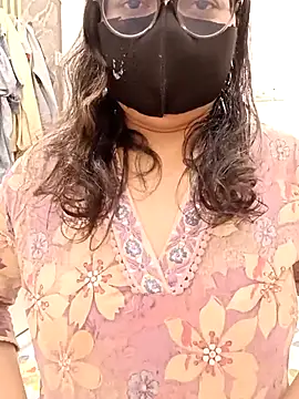 Snapshot of piryasharma005 chatting on 11, 1, 2026 piryasharma005 online show from 11, 1, 2026