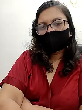 Snapshot of piryasharma005 chatting on 13, 1, 2026 piryasharma005 online show from 13, 1, 2026