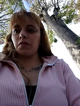 ISABELLA-01  online show from 25, 4, 2026