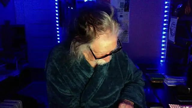 LickYourYoni online show from 27, 3, 2026