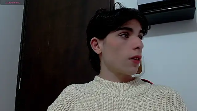 lilithot23 online show from 12, 1, 2026