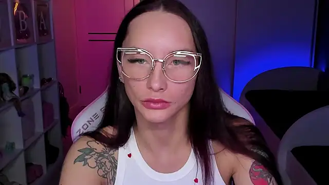 Snapshot of SibylVex chatting on 12, 1, 2026 SibylVex online show from 12, 1, 2026