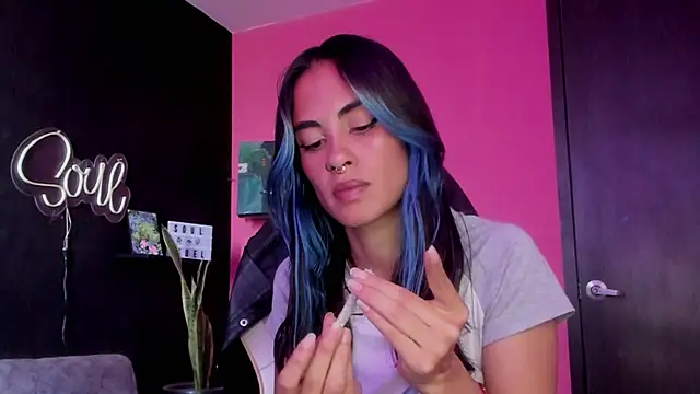 azula lillet online show from 24, 3, 2026