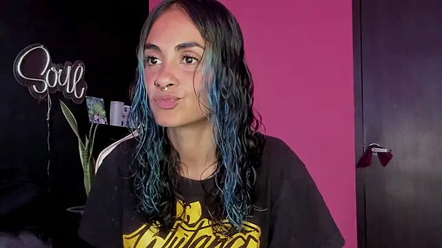 azula lillet online show from 15, 4, 2026