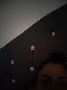 Girl kataleya10 online show from 7, 1, 2026