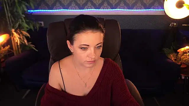 Snapshot of Dafni_Monn chatting on 5, 11, 2025 Dafni Monn online show from 5, 11, 2025