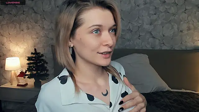 Snapshot of ReganShroff chatting on 14, 1, 2026 ReganShroff online show from 14, 1, 2026