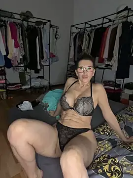 NaughtyMilla online show from 7, 2, 2026