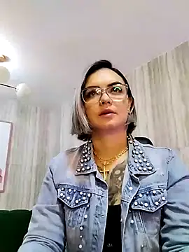 Snapshot of zarcasutra_t chatting on 13, 5, 2026 zarcasutra t online show from 13, 5, 2026