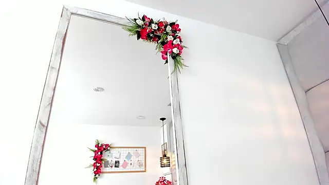 IvonneOwen online show from 18, 4, 2026