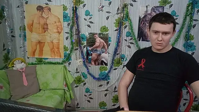 Snapshot of LuxeBoy_ chatting on 11, 1, 2026 LuxeBoy online show from 11, 1, 2026