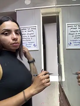 Electra Darkk online show from 10, 4, 2026