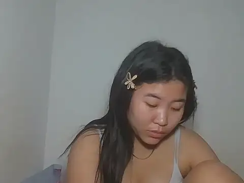 Zyeiii online show from 1, 2, 2026