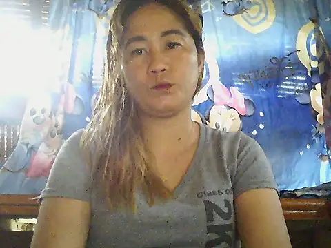 lovelyxxx88 online show from 15, 2, 2026