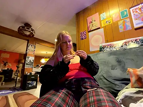 KinkiKat online show from 9, 1, 2026