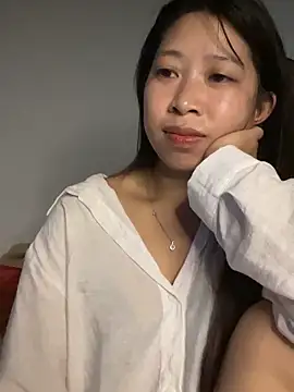 Snapshot of Mayly_lucky2 chatting on 19, 6, 2026 Mayly lucky2 online show from 19, 6, 2026