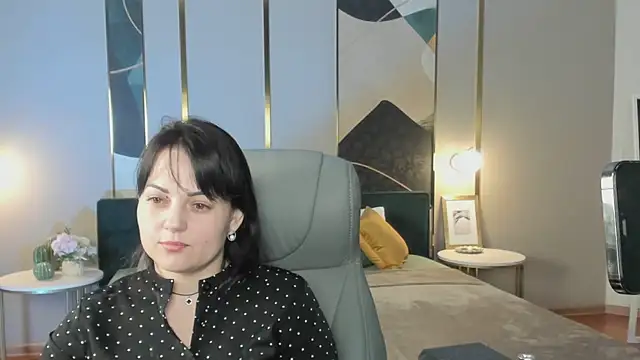  SilkyShadow  online show from 1, 3, 2026