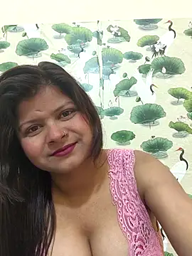 Attractive Queen  online show from 17, 2, 2026