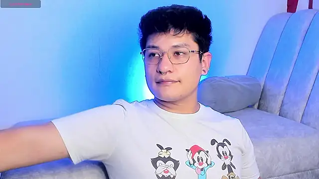 Theo Rowan online show from 4, 3, 2026