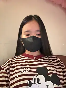 Gwen879 online show from 24, 4, 2026