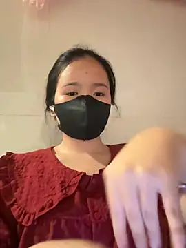 Gwen879 online show from 8, 7, 2026