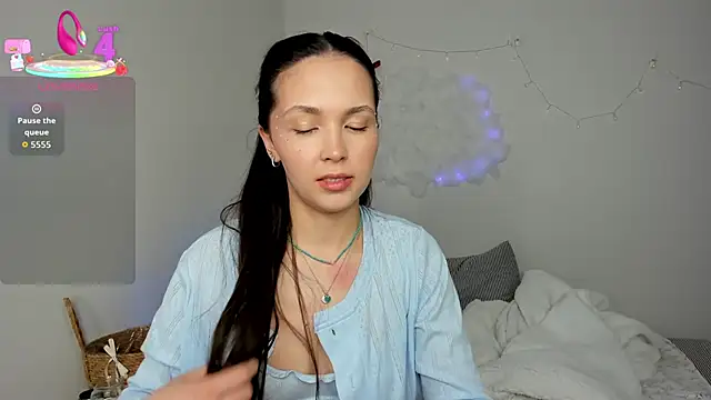 elina syui online show from 2, 3, 2026