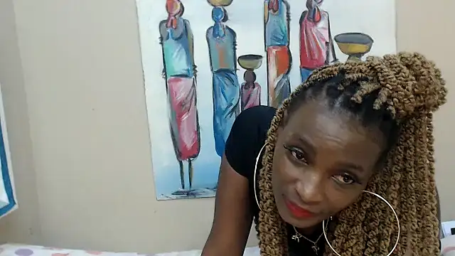 Snapshot of TallDivaNoir chatting on 28, 6, 2026 TallDivaNoir online show from 28, 6, 2026