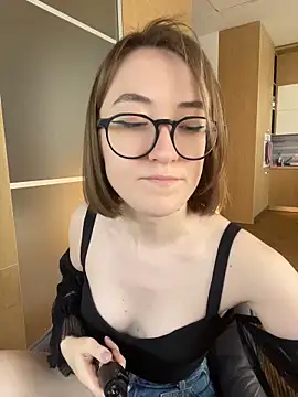 Persephone Kore online show from 26, 4, 2026