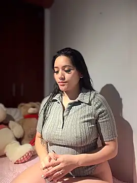 Snapshot of Veronica_Wins_ chatting on 9, 6, 2026 Veronica Wins online show from 9, 6, 2026