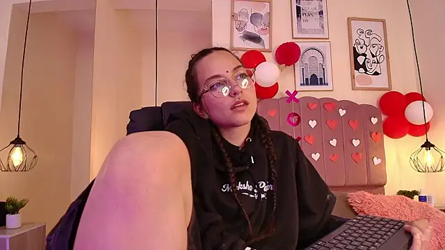 Hanabie  online show from 18, 2, 2026