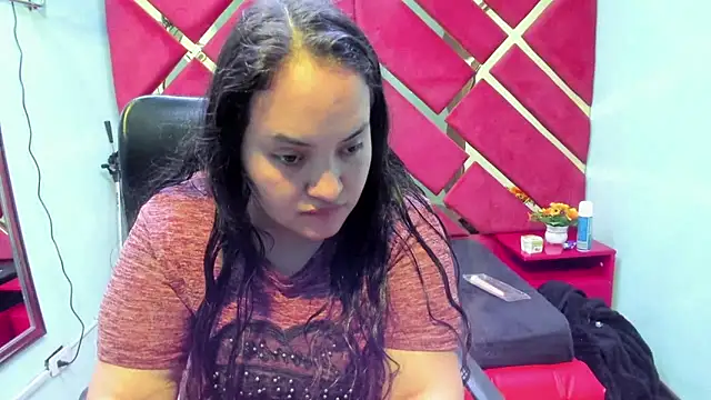 MiaRouss69 online show from 11, 2, 2026