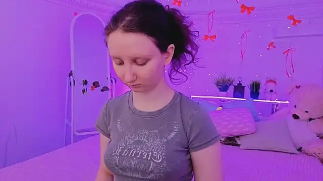 Snapshot of SunshineBlaze chatting on 8, 2, 2026 SunshineBlaze online show from 8, 2, 2026