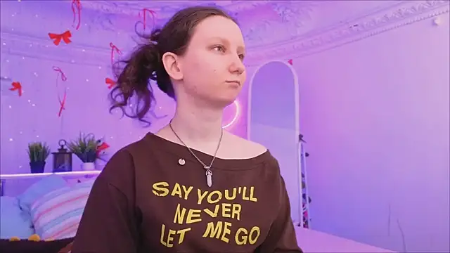 Snapshot of SunshineBlaze chatting on 27, 2, 2026 SunshineBlaze online show from 27, 2, 2026