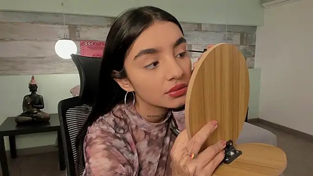 Abriil cutee online show from 3, 4, 2026