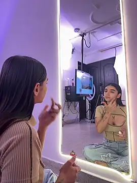 Abriil cutee online show from 20, 6, 2026
