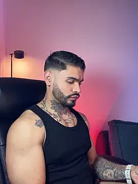 thiago ferrari  online show from 18, 3, 2026