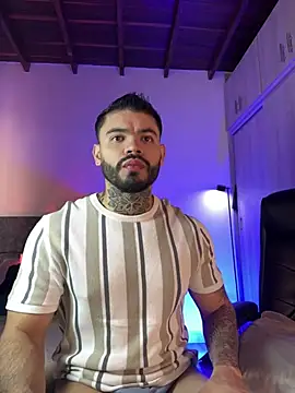 thiago ferrari  online show from 25, 3, 2026